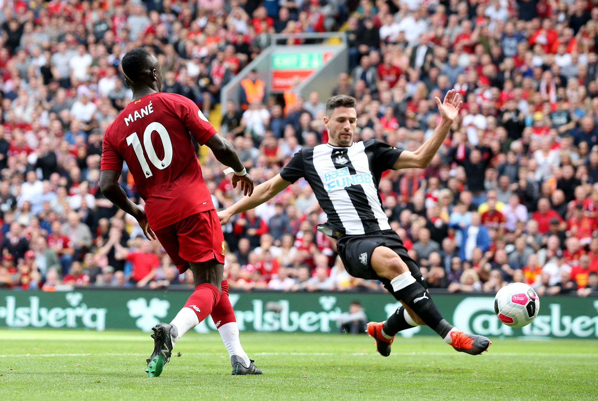 教练更迭频 教练更迭频