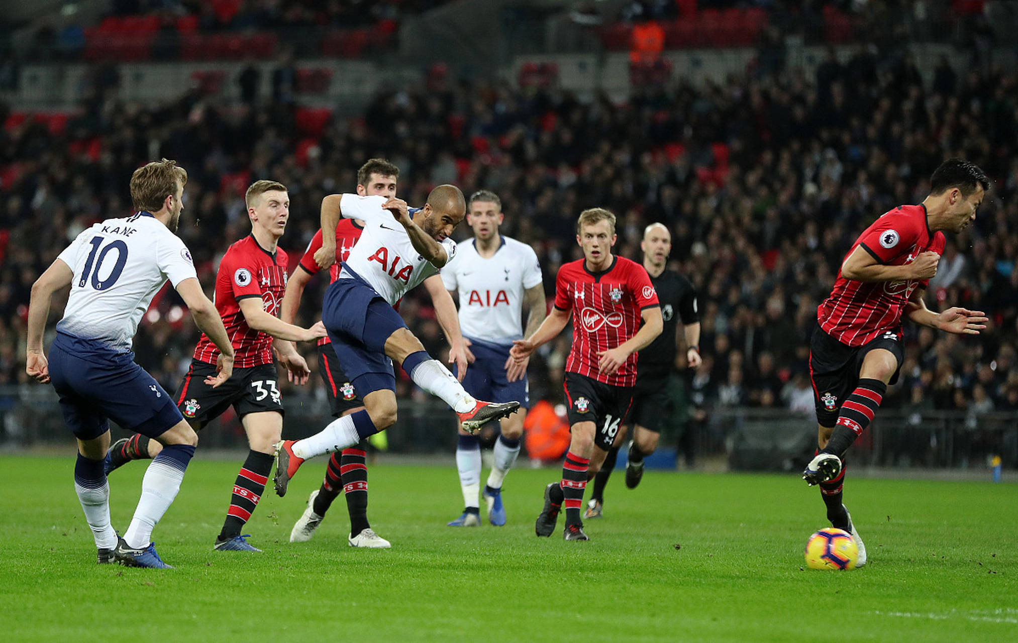 他再次用实 他再次用实